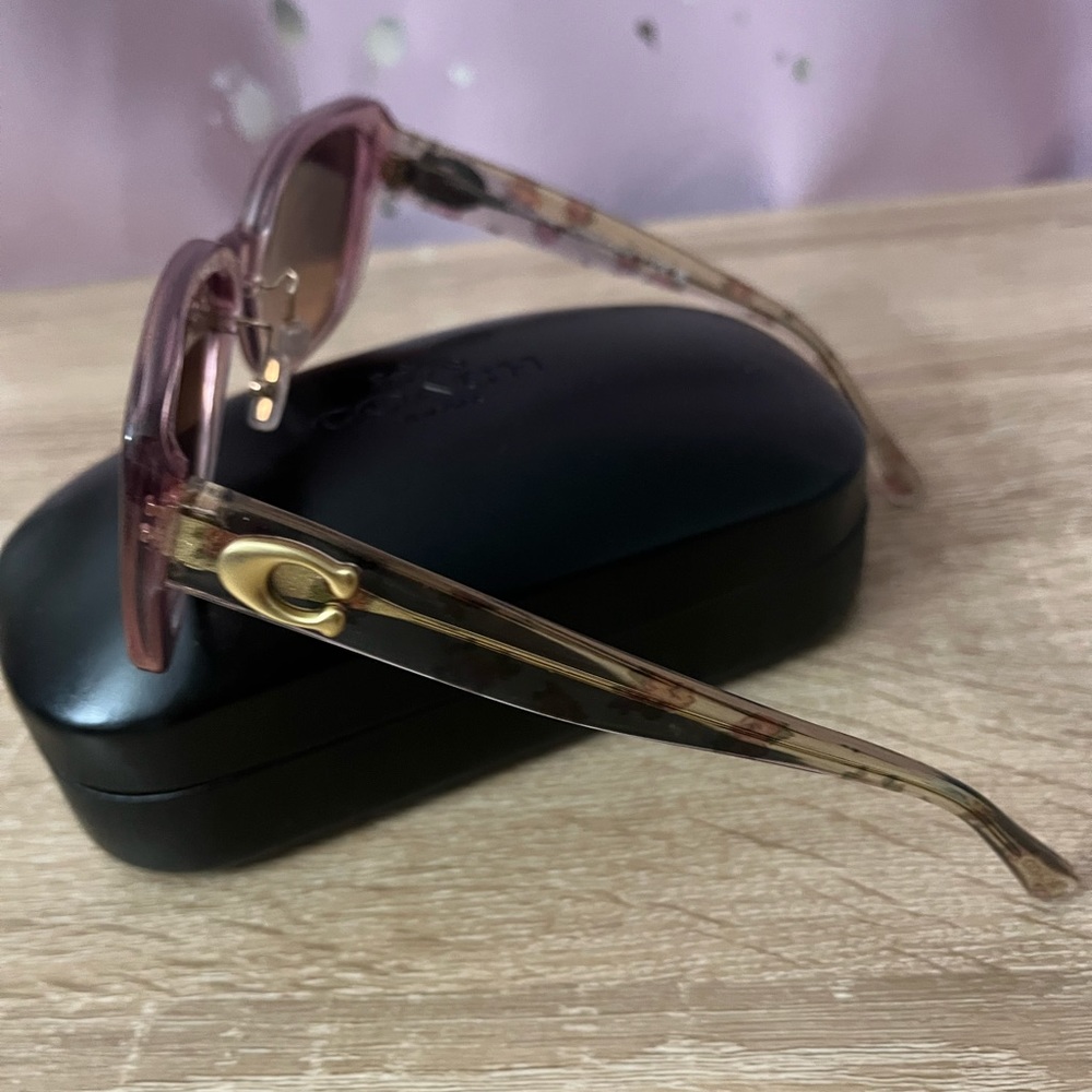 Coach Sunglasses Women - Picture 5 of 5